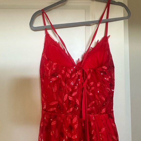 Red V Neck Train Hoco/Prom Dress - Picture 4 of 7